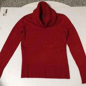 Red Cowl Neck M